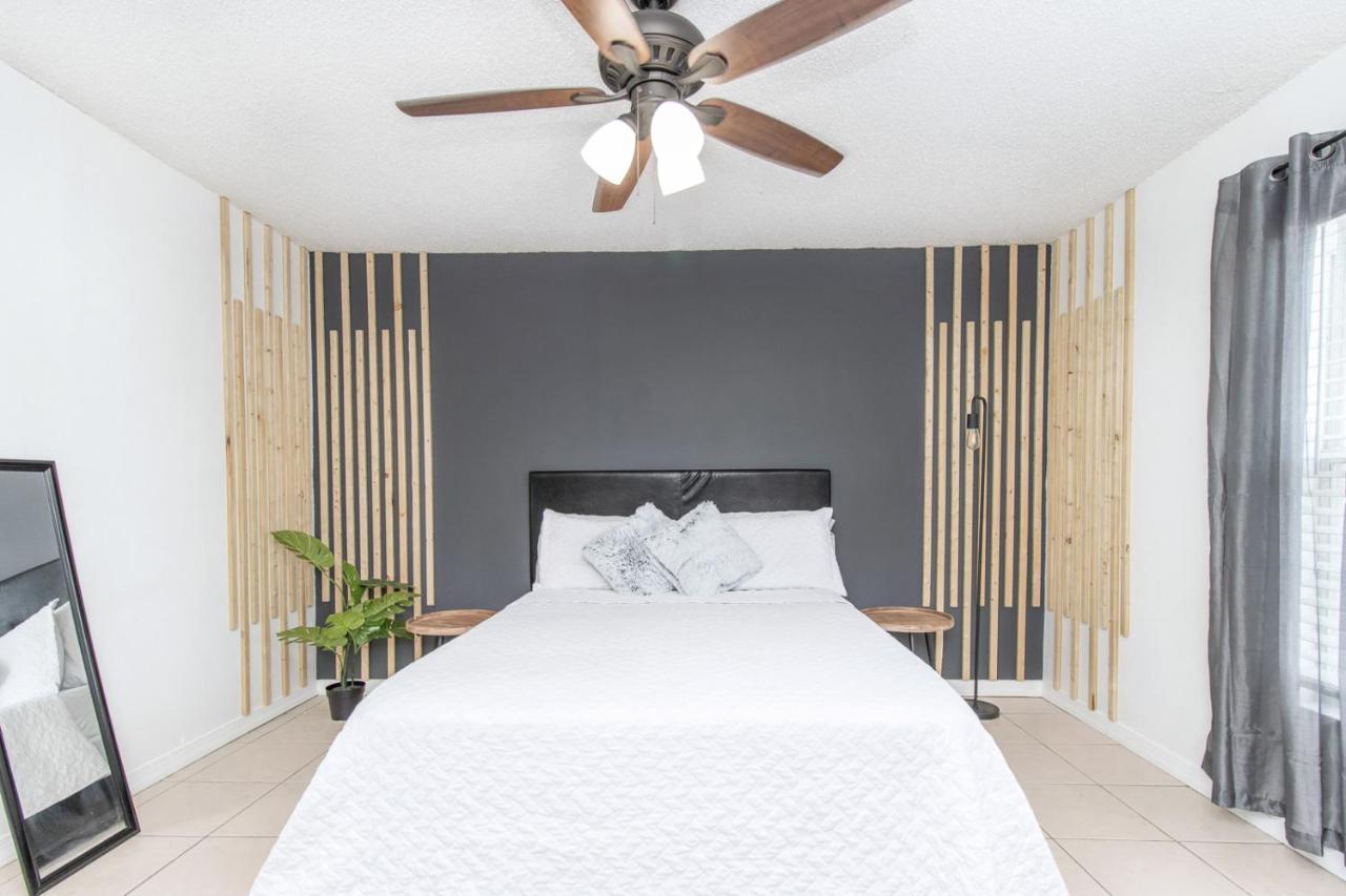 6 Bedroom Bucs Airport Mall Wifi *