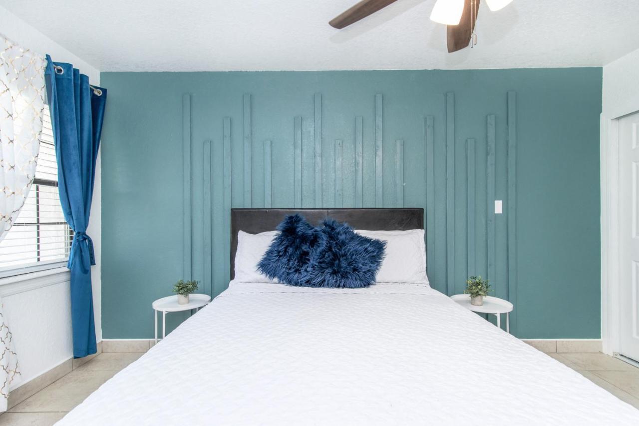 6 Bedroom Bucs Airport Mall Wifi * Tampa