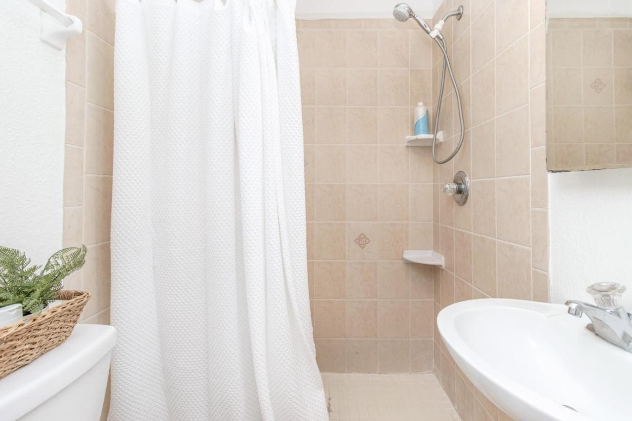 6 Bedroom Bucs Airport Mall Wifi Tampa